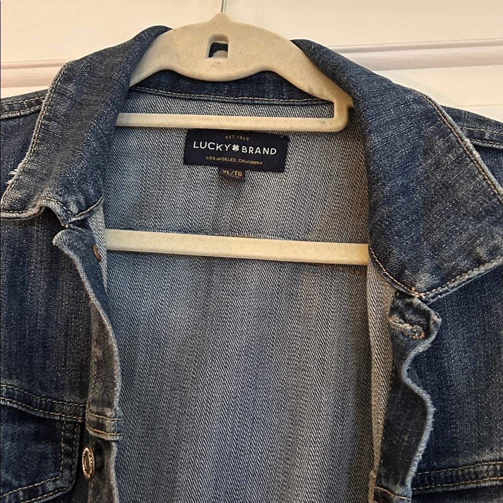 Lucky Brand The Tomboy Trucker Denim Jacket Size XL - Picture 12 of 16